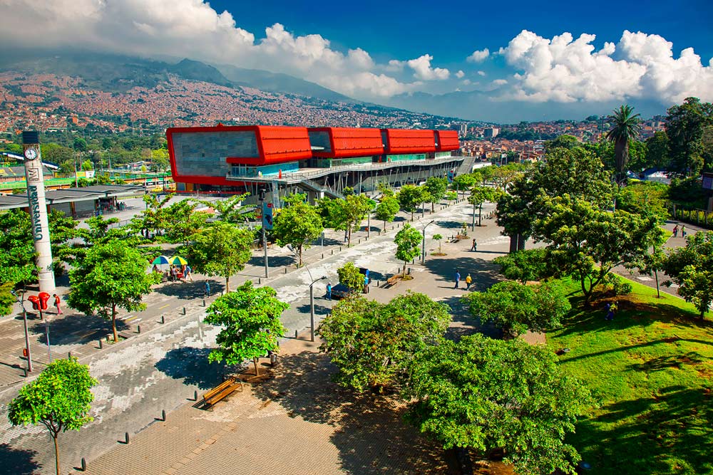 ¿Qué lugares visitar en Medellín? Parque explora.