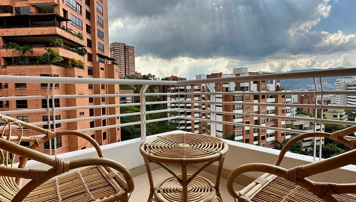 AP300 Medellin, poblado,provenza, inmobiliariacsc, apartamento amoblado (11)