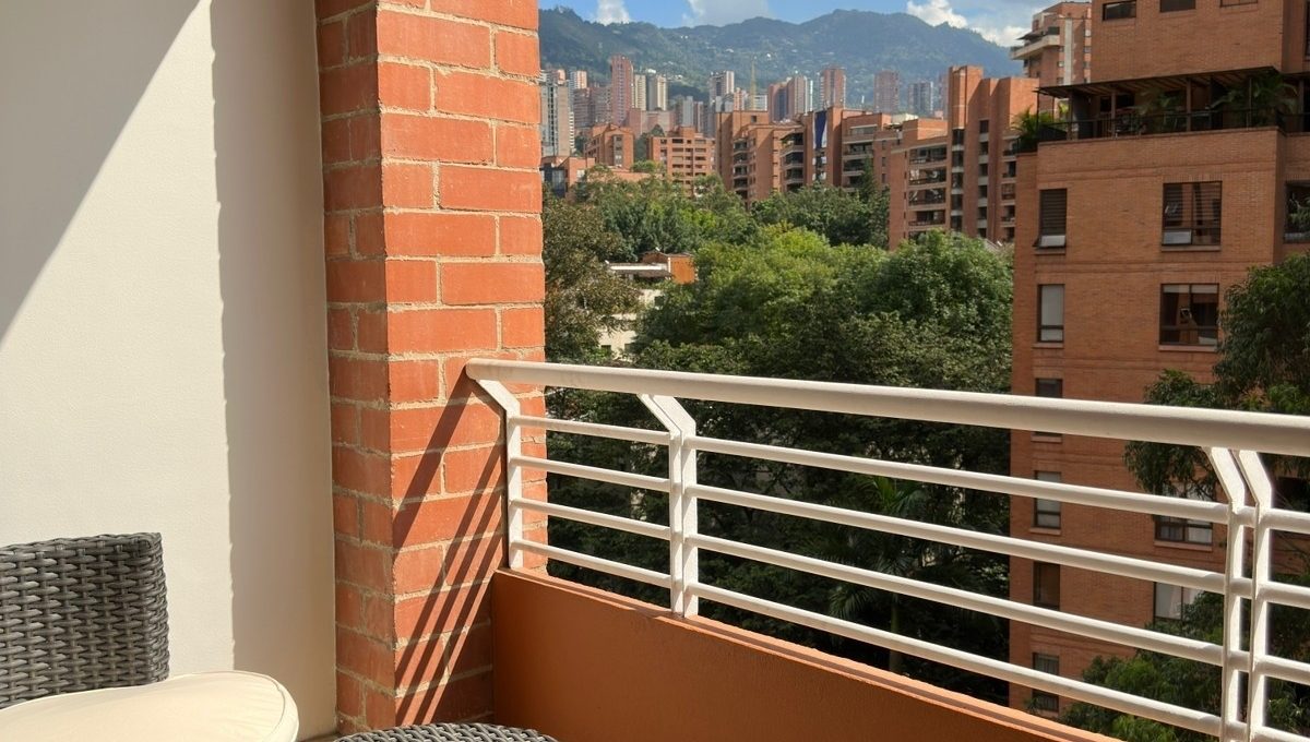 AP300 Medellin, poblado,provenza, inmobiliariacsc, apartamento amoblado (2)