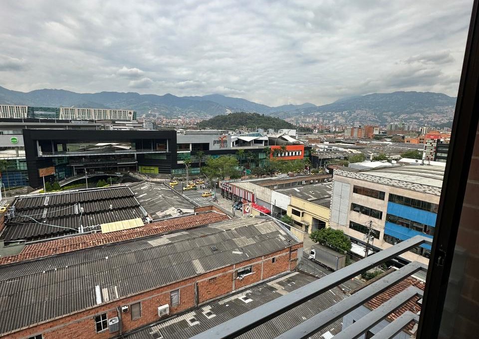 412AP Alquiler de apartamento en Medellín, sector El Poblado, barrio San Diego, 1 habitación, amoblado. (1)