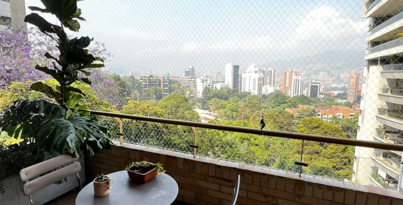 415AP Alquiler de apartamento en Medellín, sector El Poblado, barrio aguacatala, 2 habitaciones, AMOBLADO